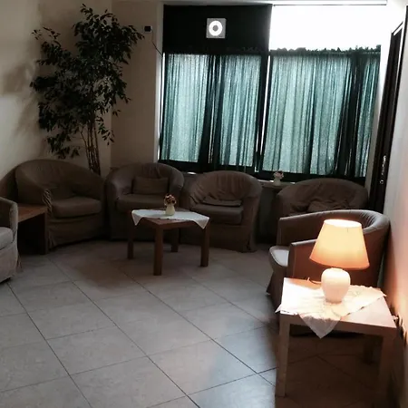 Ξενοδοχείο Delle Rose 3*